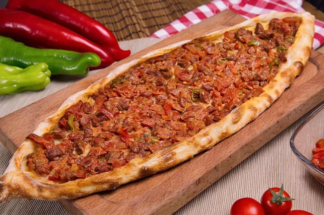 Açık Kuşbaşılı Pide
